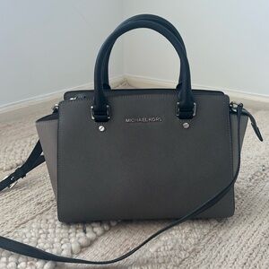 Michael Kors Selma Saffiano Bag